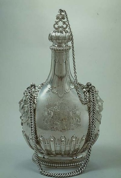 Fiasca da pellegrino con il braccio di Charles Churchill, 1702 da English School